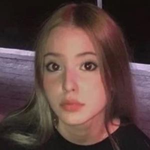 Я Алиса, 23, из Кемерово, ищу знакомство для постоянных отношений