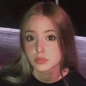 Я Алиса, 23, из Кемерово, ищу знакомство для постоянных отношений