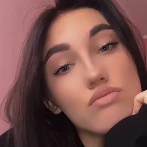 Я Виктория, 19, знакомлюсь для дружбы в Ялте