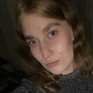 Anna из Уссурийска, ищу на сайте знакомства без обязательств