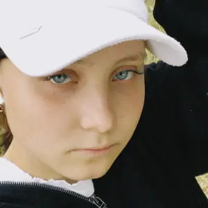 Я Мария, 19, из Можги, ищу знакомство для общения