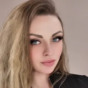 Я Алиса, 30, знакомлюсь на одну ночь в Москве