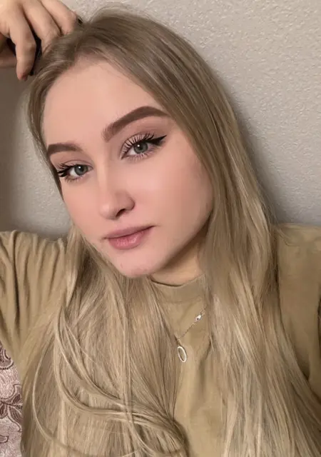 Ольга из Воркуты, мне 21, познакомлюсь для общения