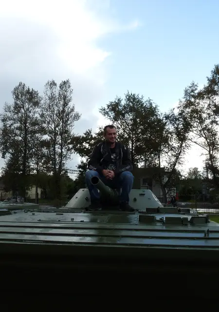 Александр из Великого Новгорода, ищу на сайте знакомства на одну ночь