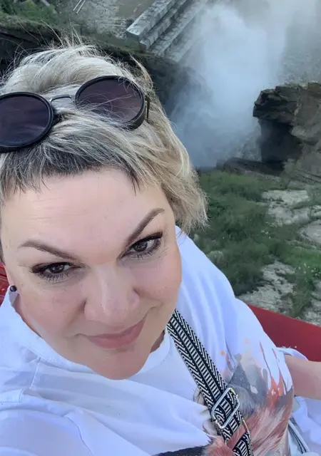 Я Валентина, 51, знакомлюсь для приятного времяпровождения в Мурманске