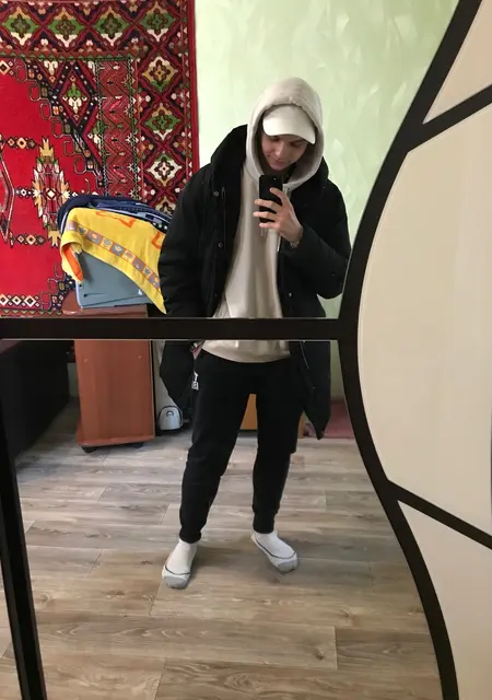 Я Макс, 25, знакомлюсь без обязательств в Самаре