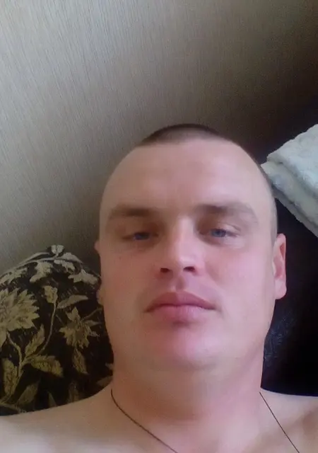 Сергей из Суворова, мне 40, познакомлюсь на одну ночь