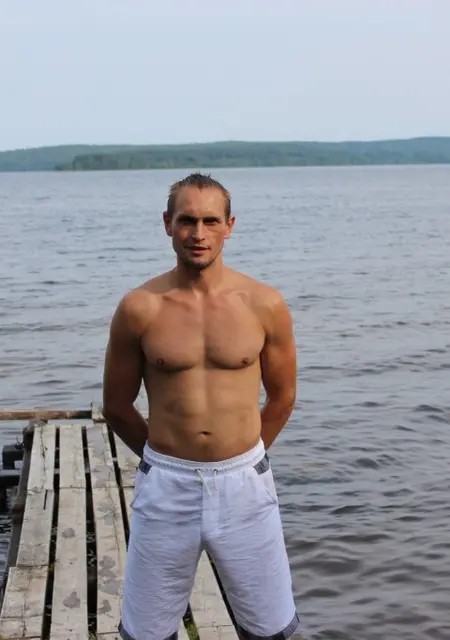 Михаил из Медвежьегорска, ищу на сайте знакомства на одну ночь