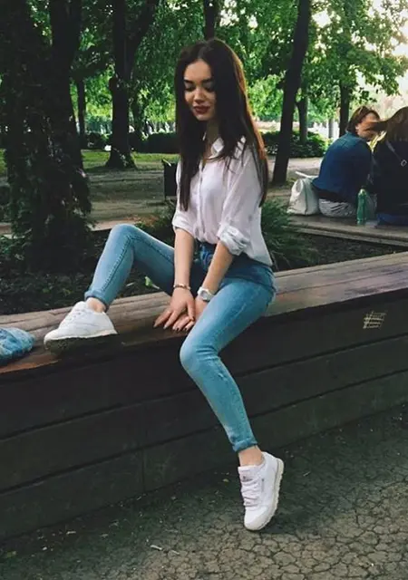 Я Валерия, 32, из Ставрополя, ищу знакомства без обязательств