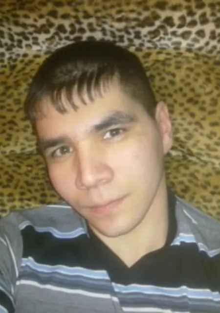 Геннадий из Лабытнанги, мне 38, познакомлюсь для постоянных отношений