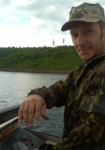 Pavel из Шимановска, мне 45, познакомлюсь на одну ночь