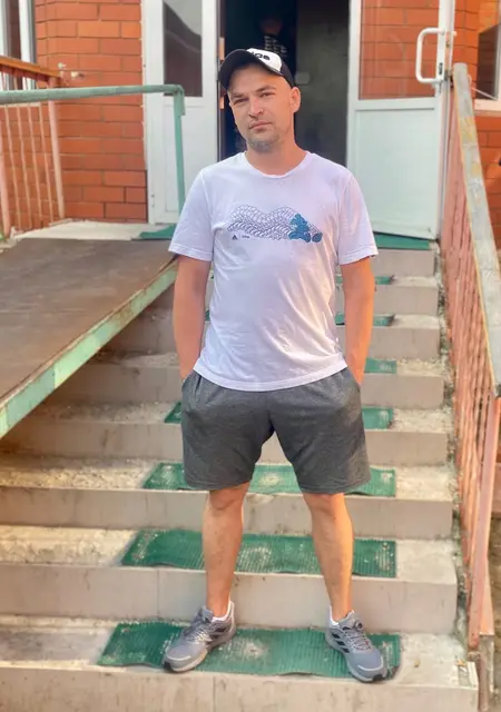 Александр из Скопина, мне 35, познакомлюсь для приятного времяпровождения