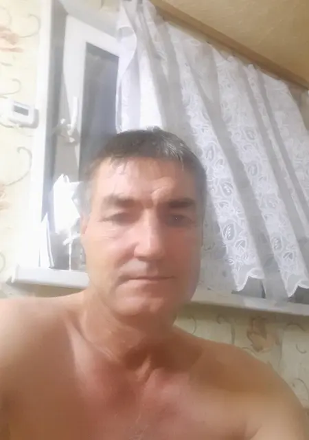 Я Игорь, 55, знакомлюсь на одну ночь в Кировграде
