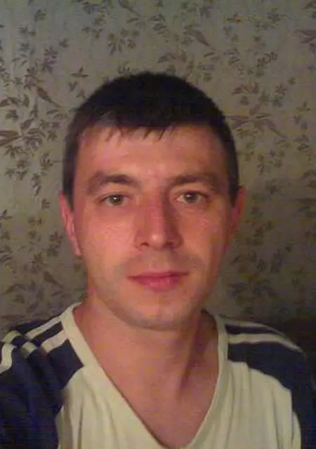 Я Александр, 46, из Батайска, ищу знакомства без обязательств