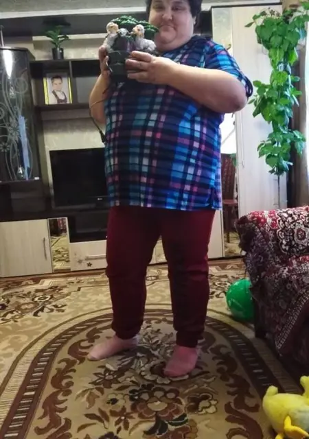 Я Аня, 20, из Волгограда, ищу знакомство для открытые отношения