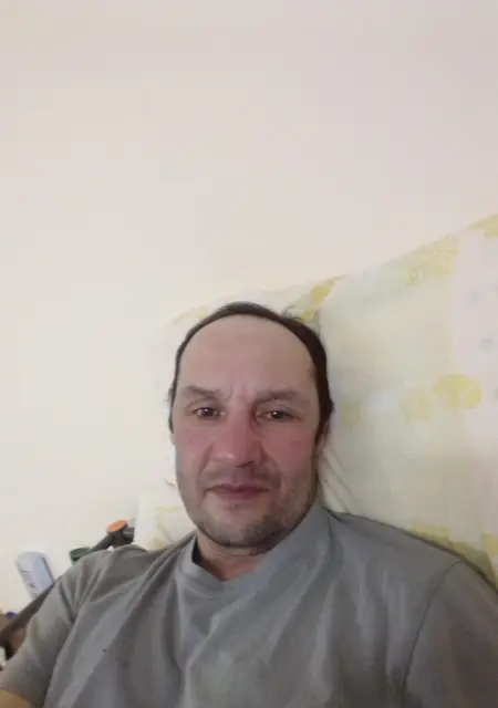 Я Алексей, 42, из Каргополя, ищу знакомства без обязательств
