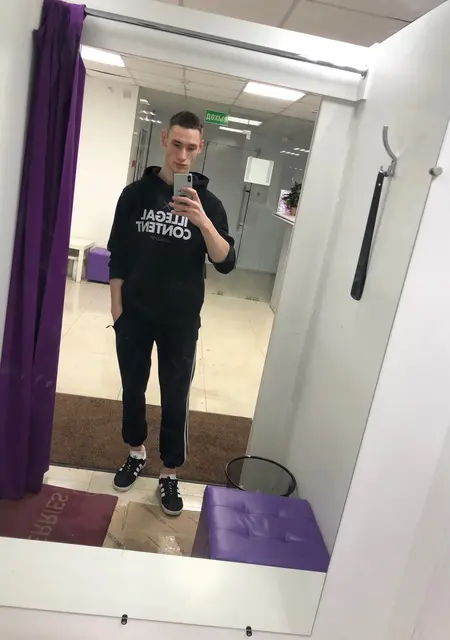 Я Никита, 20, из Полевского, ищу знакомство для общения