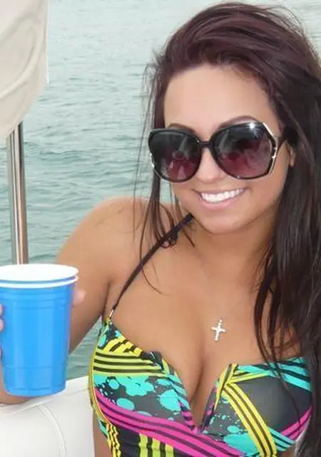 Дарья из Еманжелинска, ищу на сайте постоянные отношения