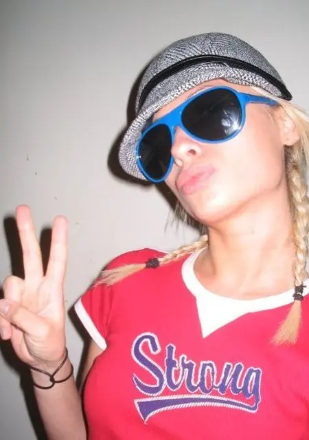 Я Роза, 22, из Березовского, ищу знакомства на одну ночь