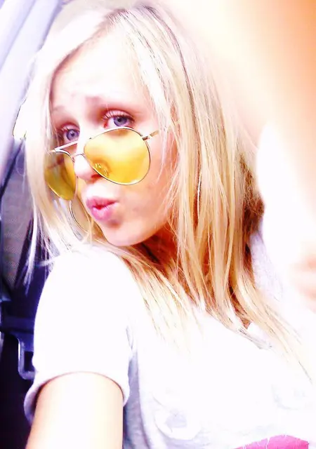 Майя из Жирновска, ищу на сайте знакомства на одну ночь