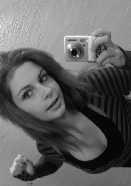 Катерина из Лавы, ищу на сайте знакомства на одну ночь