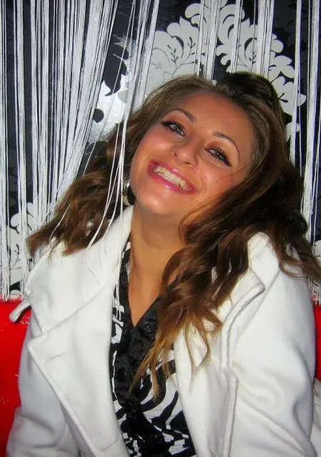 Лидия из Пен, ищу на сайте знакомства на одну ночь