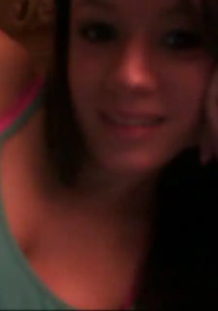 Я Лилия, 19, из Стародуба, ищу знакомство для постоянных отношений