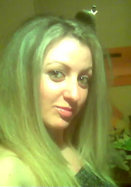 Я Любовь, 23, из Безенчука, ищу знакомство для постоянных отношений