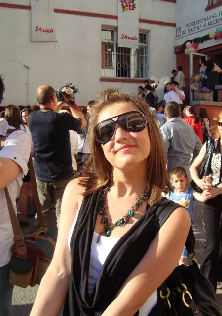 Ульяна из Новозаведенного, ищу на сайте дружбу