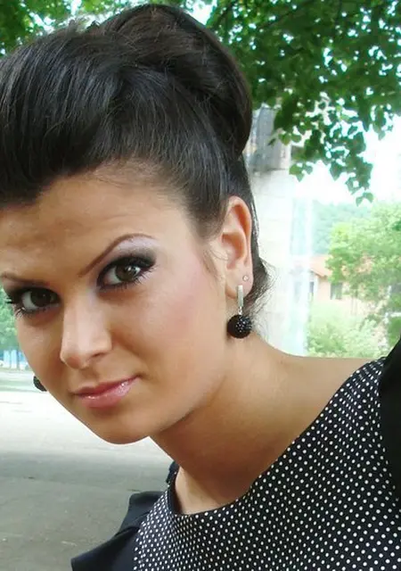 Я Алина, 23, знакомлюсь для постоянных отношений в Мещерском