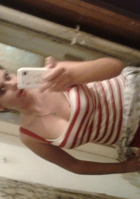 Я Алла, 19, знакомлюсь без обязательств в Несветае