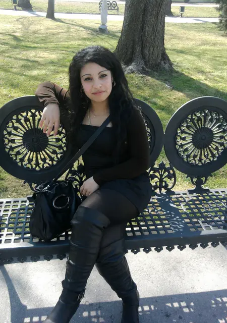 Лариса из Колобков, ищу на сайте знакомства без обязательств