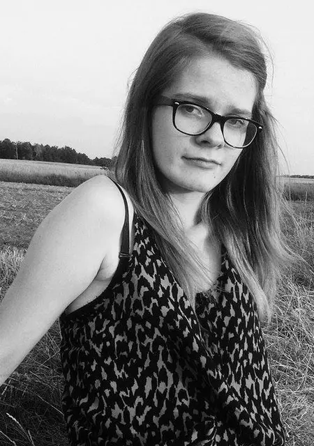 Я Виктория, 18, знакомлюсь для постоянных отношений в Бузулуке