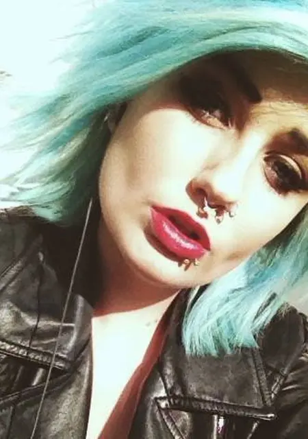 Я Алла, 20, из Алдана, ищу знакомство для постоянных отношений