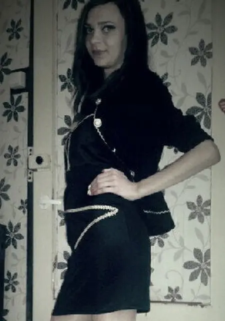 Алина из Лобни, мне 19, познакомлюсь на одну ночь