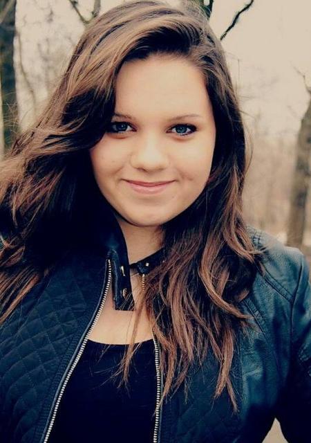 Евгения из Назрани, ищу на сайте постоянные отношения