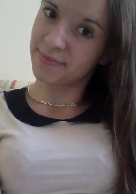 Валерия из Армянска, ищу на сайте вирта