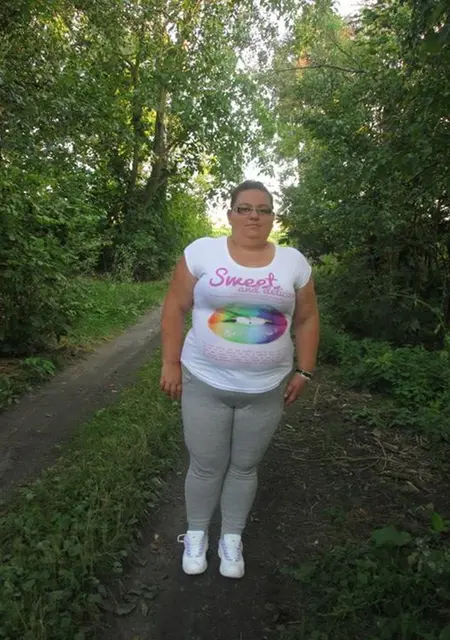 Я Бела, 18, из Александрова, ищу знакомство для постоянных отношений