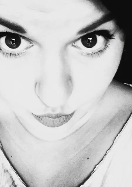 Я Стелла, 20, из Мамадыша, ищу знакомства без обязательств