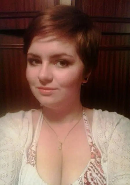 Я Юлия, 18, знакомлюсь для общения в Шахтах