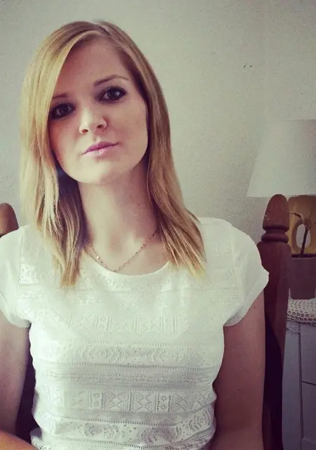 Я Дина, 20, из Салыма, ищу знакомство для постоянных отношений