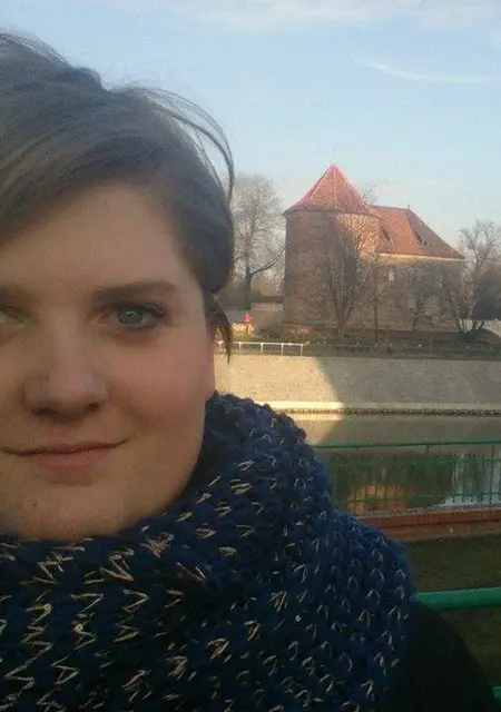 Илона из Тихвина, ищу на сайте знакомства без обязательств