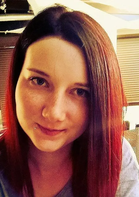 Я Алла, 18, из Мариинска, ищу знакомство для общения