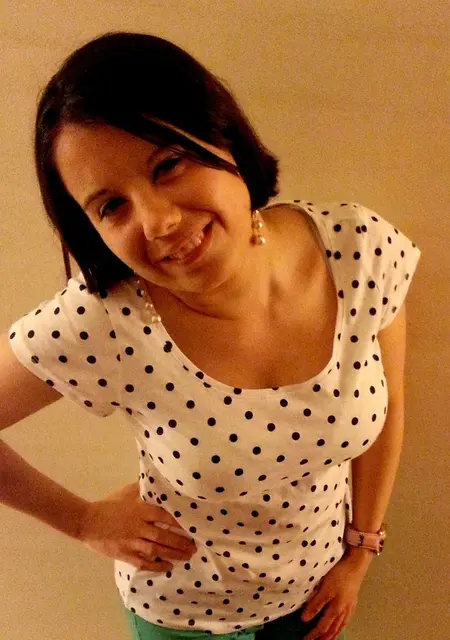 Александра из Осинников, ищу на сайте знакомства без обязательств