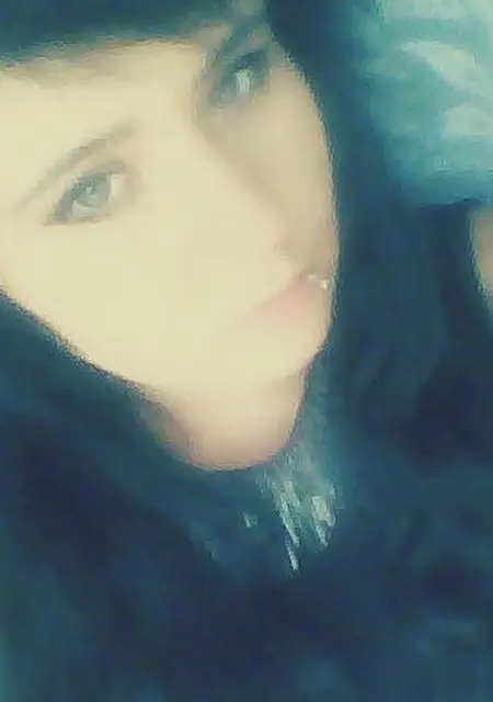 Я Роза, 19, знакомлюсь без обязательств в Сосногорске