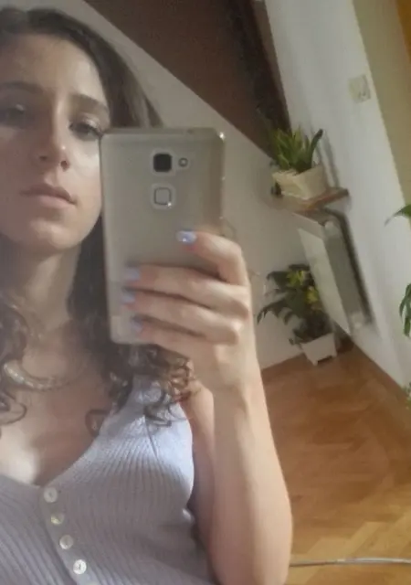 Я Светлана, 25, знакомлюсь без обязательств в Бирске