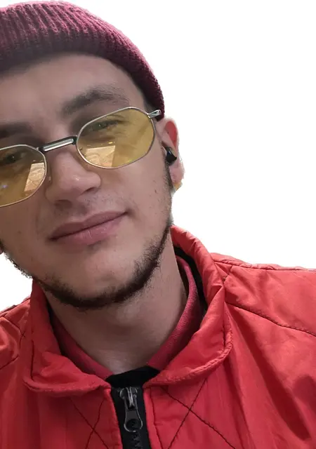 Vladislav из Армянска, ищу на сайте знакомства без обязательств