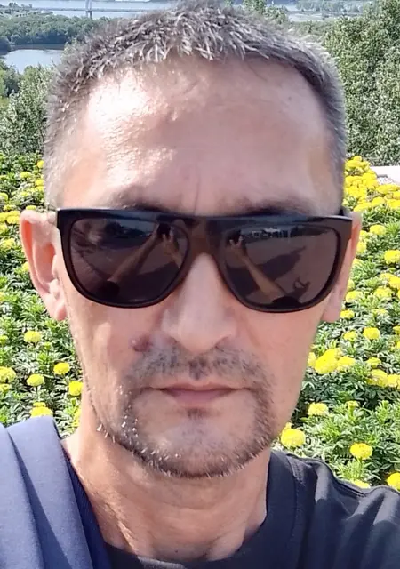 Ирик из Мелеуза, ищу на сайте знакомства на одну ночь