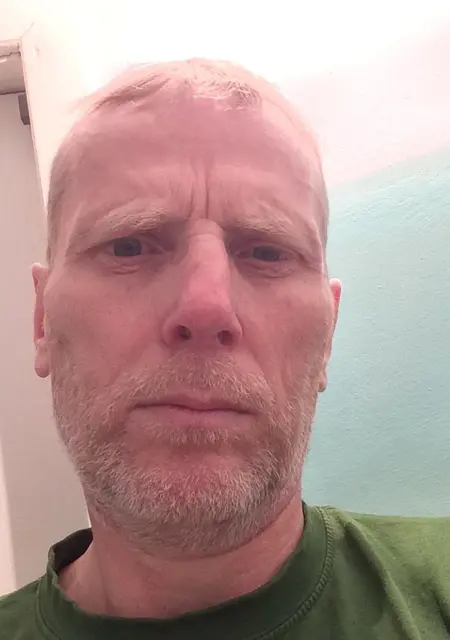 Я Миша, 64, из Полевского, ищу знакомства без обязательств