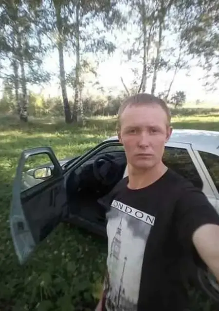 Андрей из Каргаполья, ищу на сайте общение